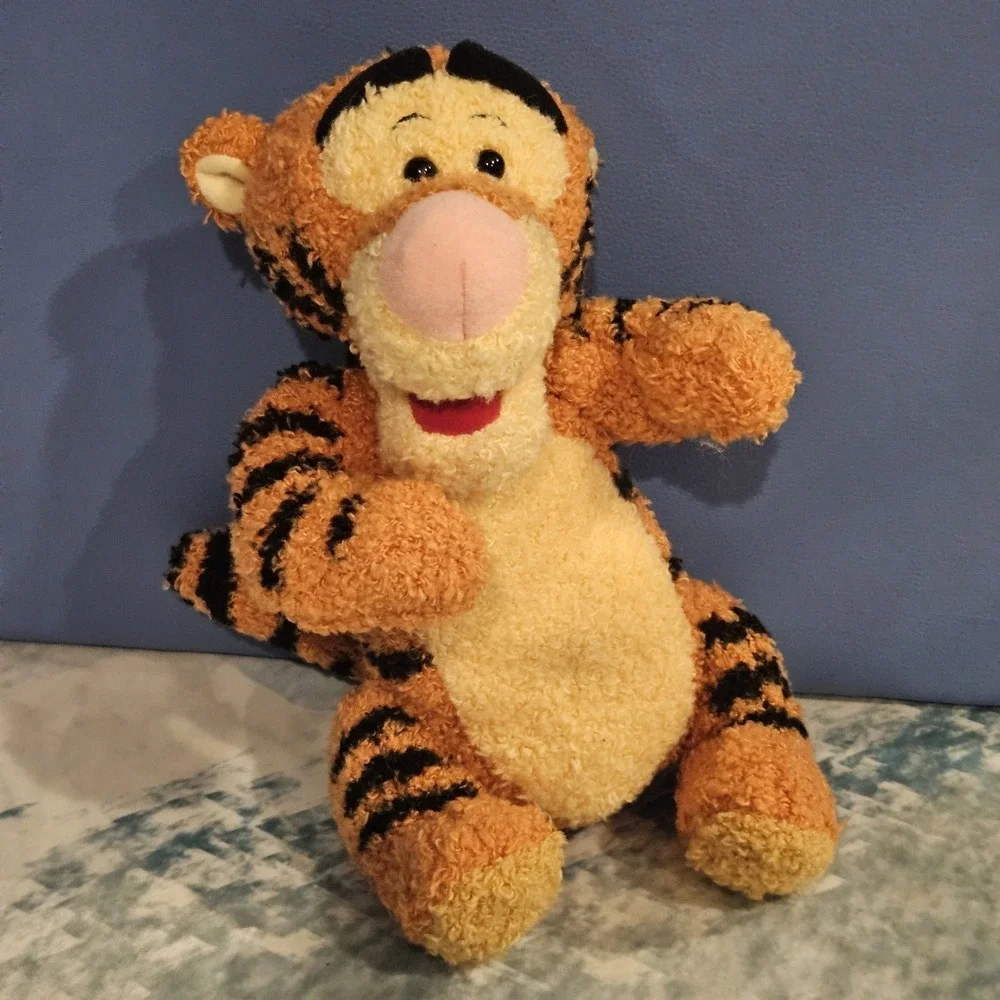 GUND Classic Pooh Plush & WORKING 1998‎ Mattel Singing Tigger With Batteries